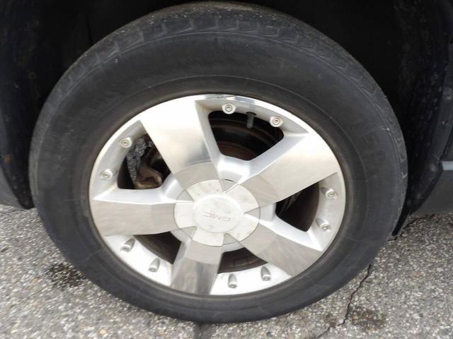 Photo of 2007 Gray GMC Acadia