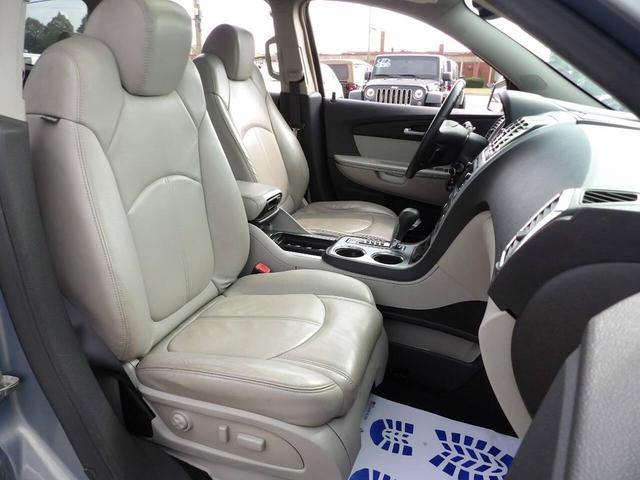 Photo of 2007 Gray GMC Acadia