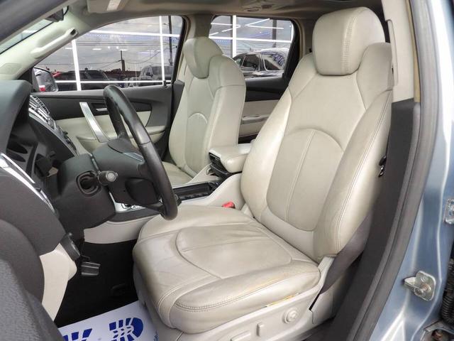 Photo of 2007 Gray GMC Acadia