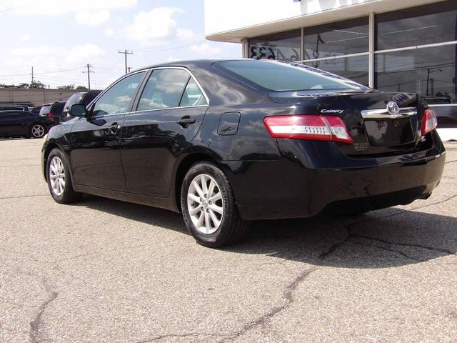 Photo of 2011 Black Toyota Camry