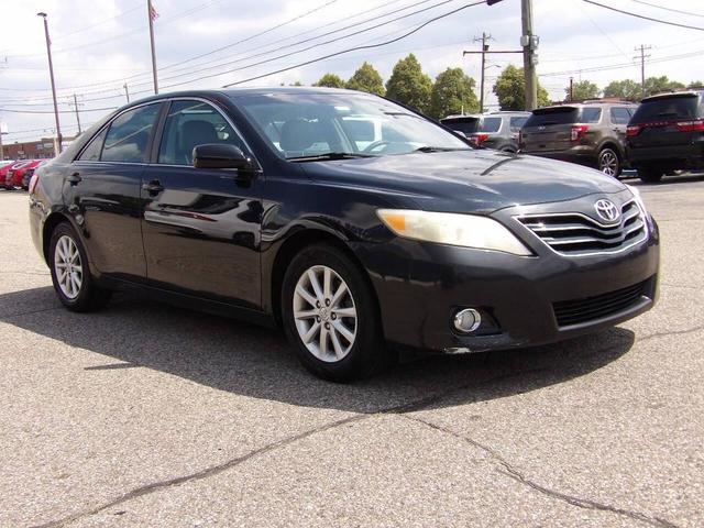 Photo of 2011 Black Toyota Camry