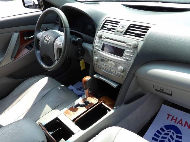 Photo of 2011 Black Toyota Camry