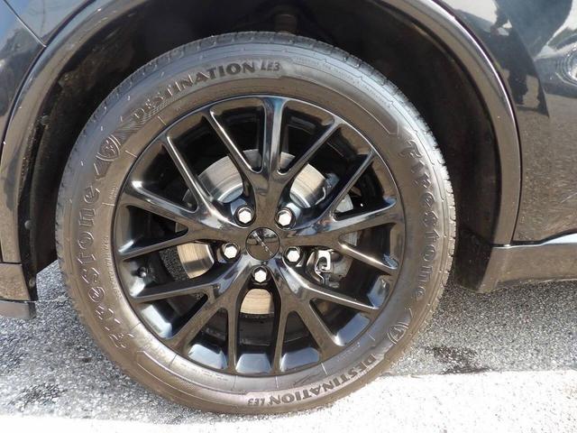Photo of 2016 Brilliant Black Crystal Pearlcoat Dodge Durango