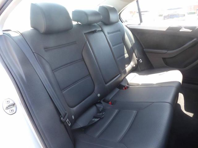 Photo of 2013 Reflex Silver Metallic Volkswagen Jetta