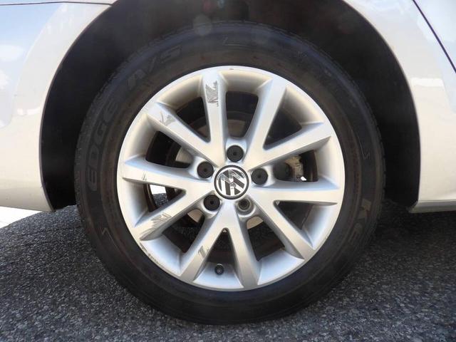 Photo of 2013 Reflex Silver Metallic Volkswagen Jetta