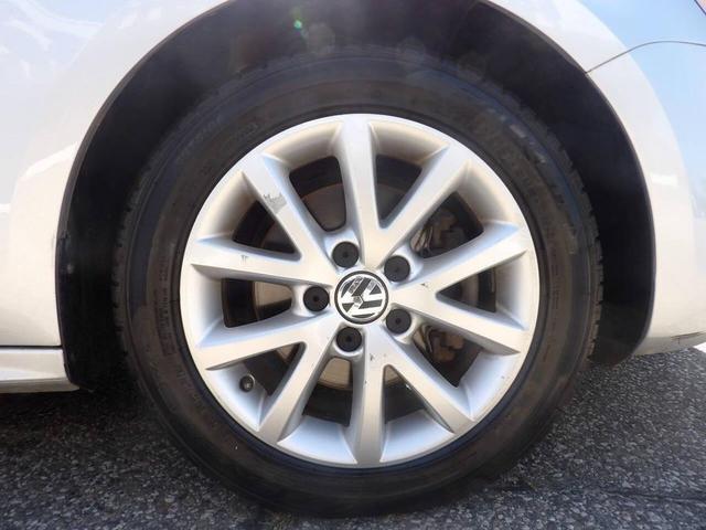 Photo of 2013 Reflex Silver Metallic Volkswagen Jetta