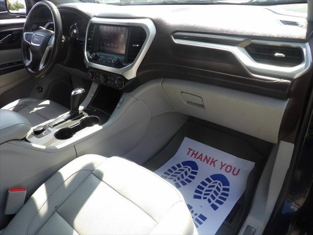 Photo of 2017 Blue GMC Acadia