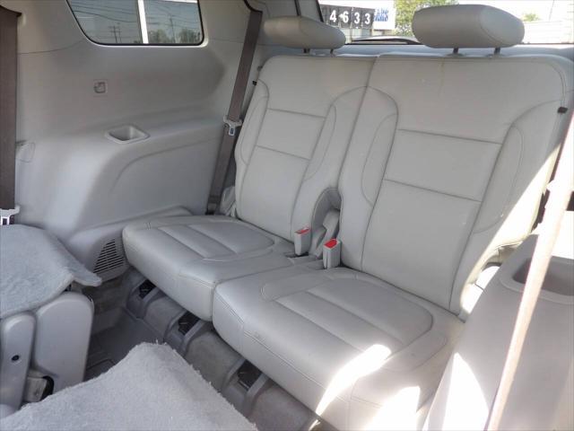 Photo of 2017 Blue GMC Acadia