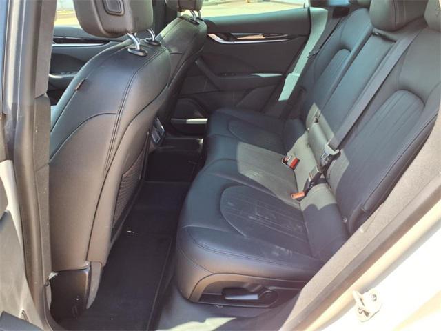Photo of 2023 Bianco Maserati Levante