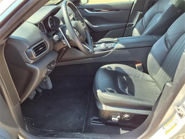 Photo of 2023 Bianco Maserati Levante