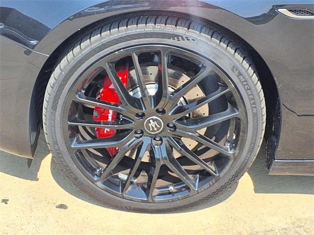 Photo of 2022 Nero Ribelle Metallic Maserati Ghibli