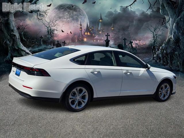 Photo of 2023 Platinum White Pearl Honda Accord