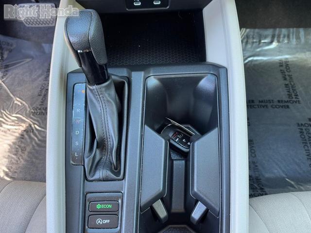 Photo of 2023 Platinum White Pearl Honda Accord