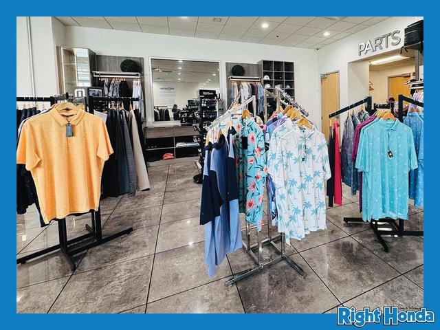 Photo of 2026 Modern Steel Metallic Honda HR-V