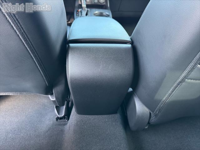 Photo of 2022 Platinum White Pearl Honda Civic