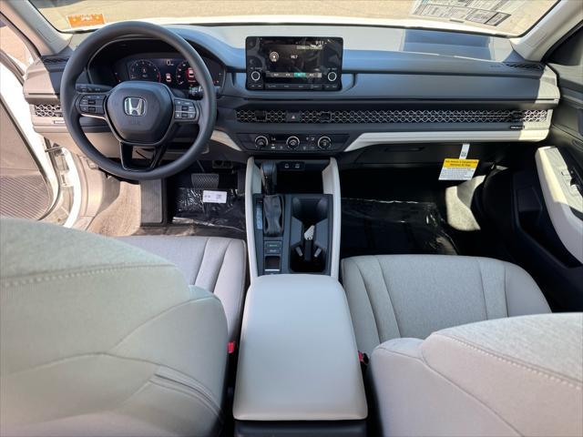 Photo of 2025 Platinum White Pearl Honda Accord