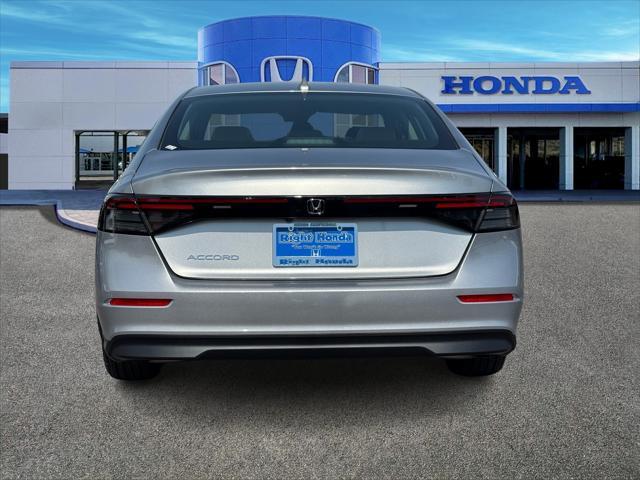 Photo of 2025 Solar Silver Metallic Honda Accord