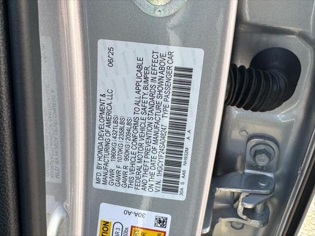 Photo of 2025 Solar Silver Metallic Honda Accord