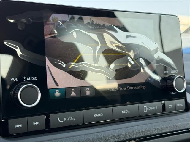 Photo of 2025 Platinum White Pearl Honda Accord
