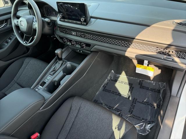 Photo of 2025 Platinum White Pearl Honda Accord