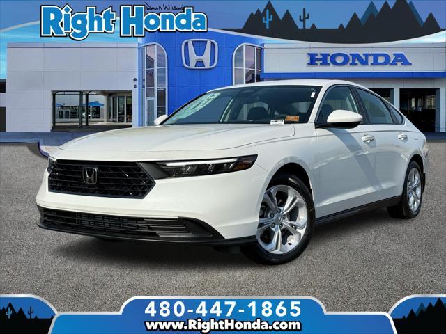 Photo of 2025 Platinum White Pearl Honda Accord