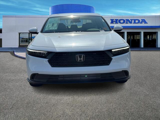 Photo of 2025 Platinum White Pearl Honda Accord
