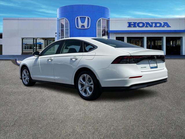 Photo of 2025 Platinum White Pearl Honda Accord
