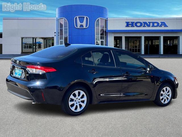 Photo of 2024 Midnight Black Metallic Toyota Corolla