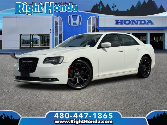 2019 Chrysler 300