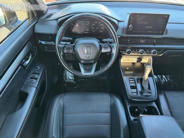 Photo of 2023 Urban Gray Pearl Honda CR-V Hybrid