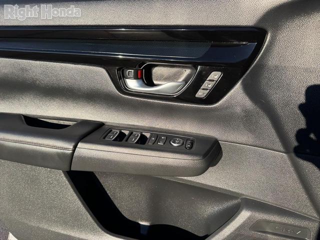 Photo of 2023 Urban Gray Pearl Honda CR-V Hybrid