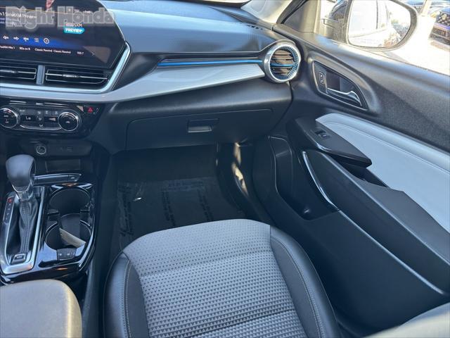 Photo of 2024 Mosaic Black Metallic Chevrolet Trax