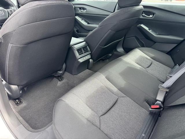 Photo of 2025 Platinum White Pearl Honda Accord