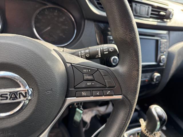 Photo of 2020 Caspian Blue Metallic Nissan Rogue Sport