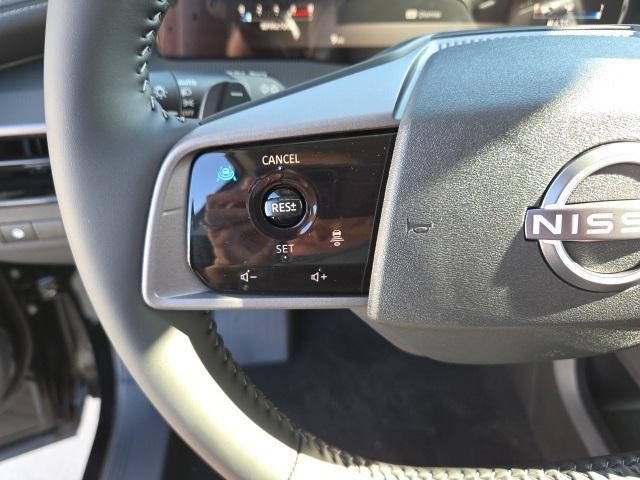 Photo of 2025 Super Black Nissan Murano