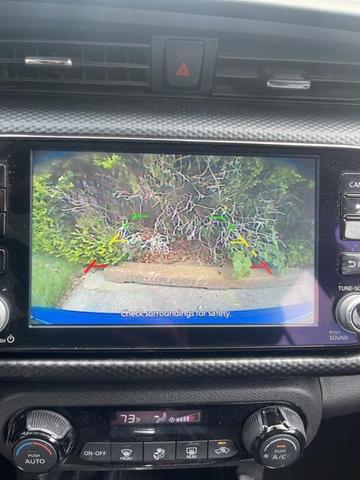 Photo of 2022 Electric Blue Metallic Nissan Kicks