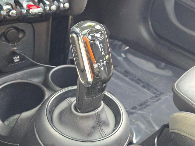 Photo of 2022 MINI Yours Enigmatic Black Metallic MINI Hardtop