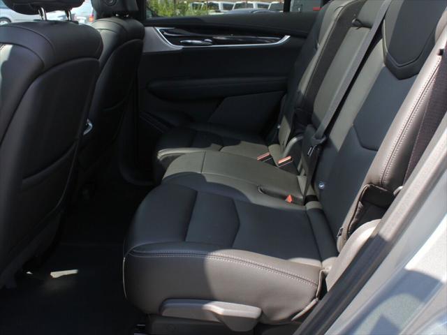 Photo of 2023 Argent Silver Metallic Cadillac XT6