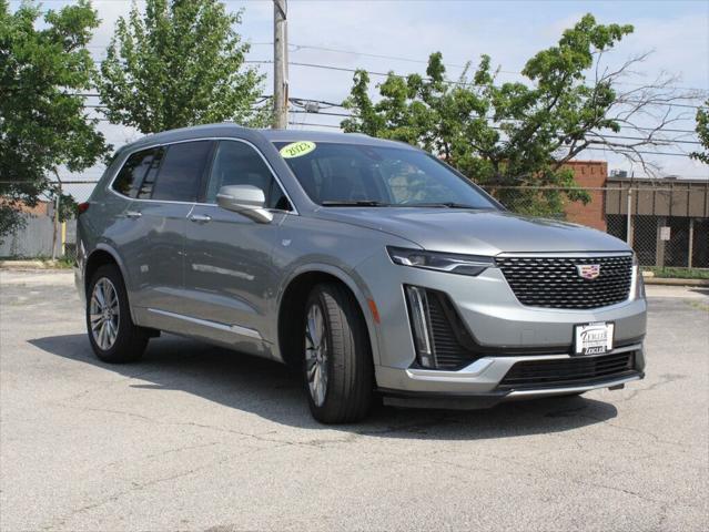 Photo of 2023 Argent Silver Metallic Cadillac XT6