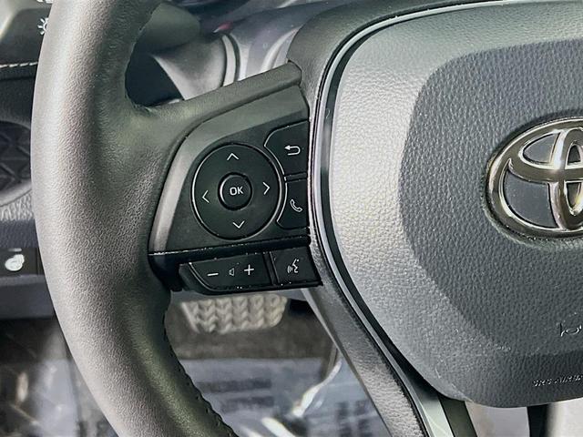 Photo of 2024 Midnight Black Metallic Toyota RAV4