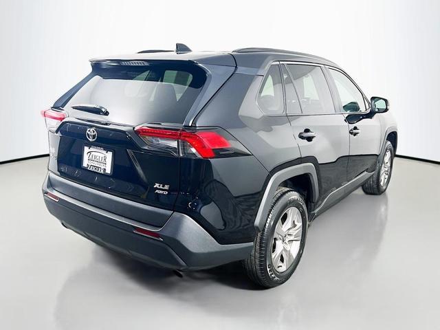 Photo of 2024 Midnight Black Metallic Toyota RAV4