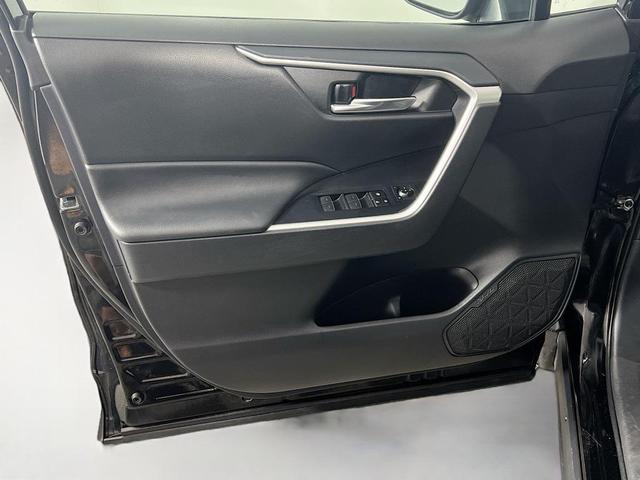 Photo of 2024 Midnight Black Metallic Toyota RAV4