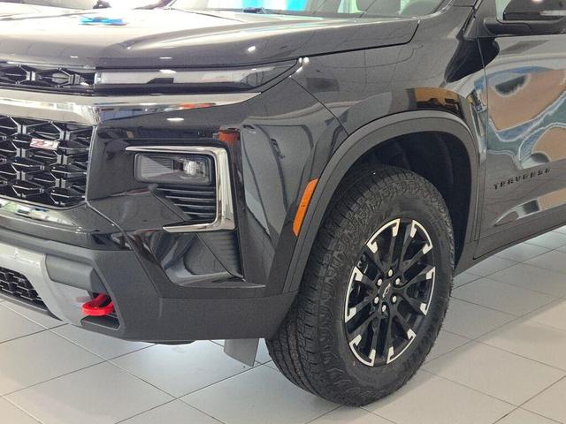Photo of 2026 Mosaic Black Metallic Chevrolet Traverse