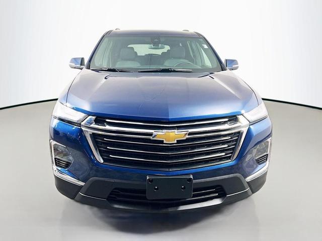 Photo of 2023 Northsky Blue Metallic Chevrolet Traverse