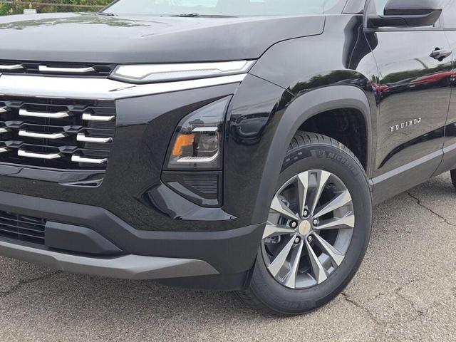 Photo of 2026 Mosaic Black Metallic Chevrolet Equinox