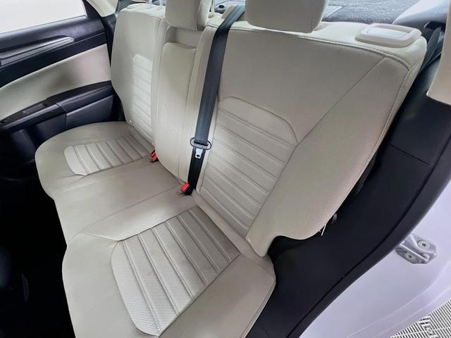 Photo of 2020 OXFORD WHITE Ford Fusion