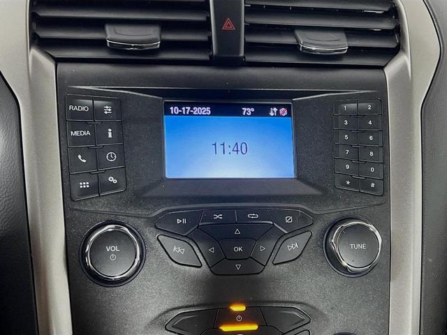 Photo of 2020 OXFORD WHITE Ford Fusion