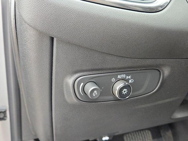 Photo of 2023 Sterling Gray Metallic Chevrolet Equinox