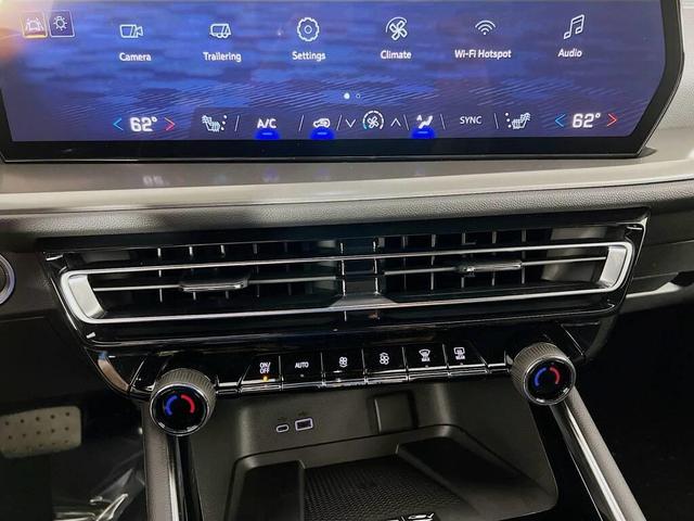 Photo of 2026 Mosaic Black Metallic Chevrolet Traverse