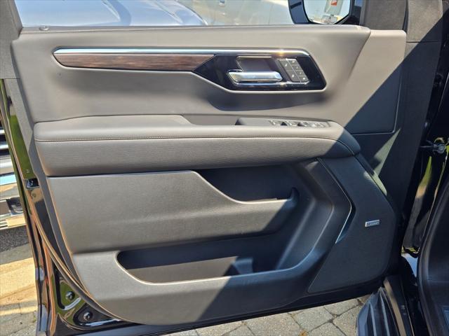Photo of 2025 Black Chevrolet Tahoe
